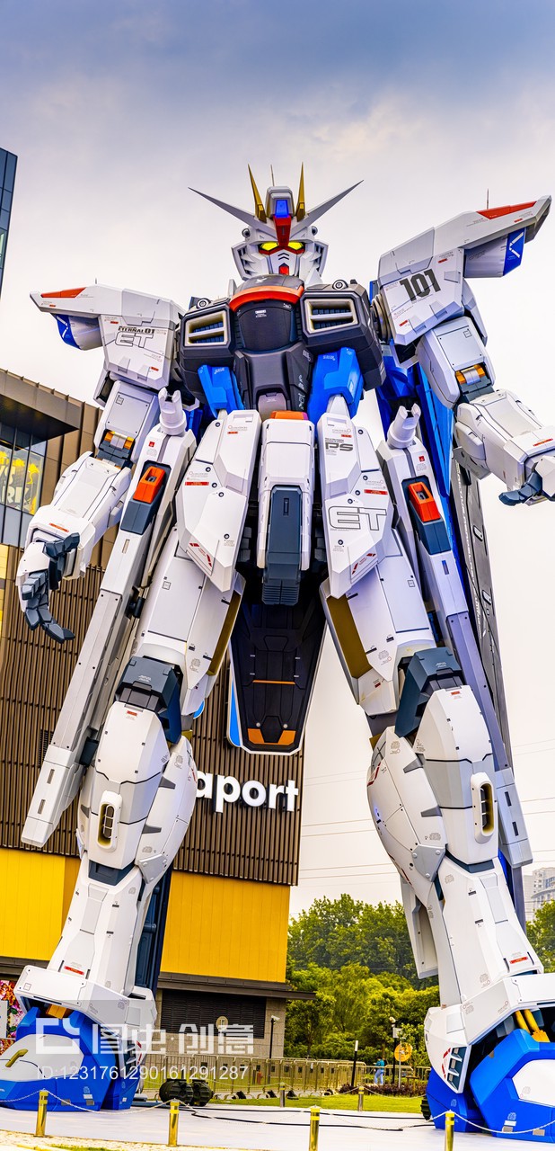 上海 金橋 啦啦寶都 自由高達(dá)